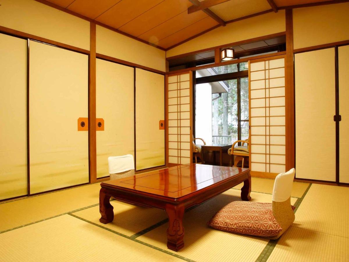 Отель Akame Onsen Yamanoyu Yumoto Akame Sansuien Nabari Экстерьер фото