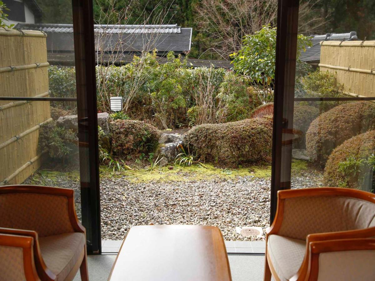 Отель Akame Onsen Yamanoyu Yumoto Akame Sansuien Nabari Экстерьер фото